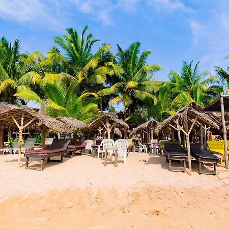 Golden Surfer Beach Hotel Tangalle Exterior photo