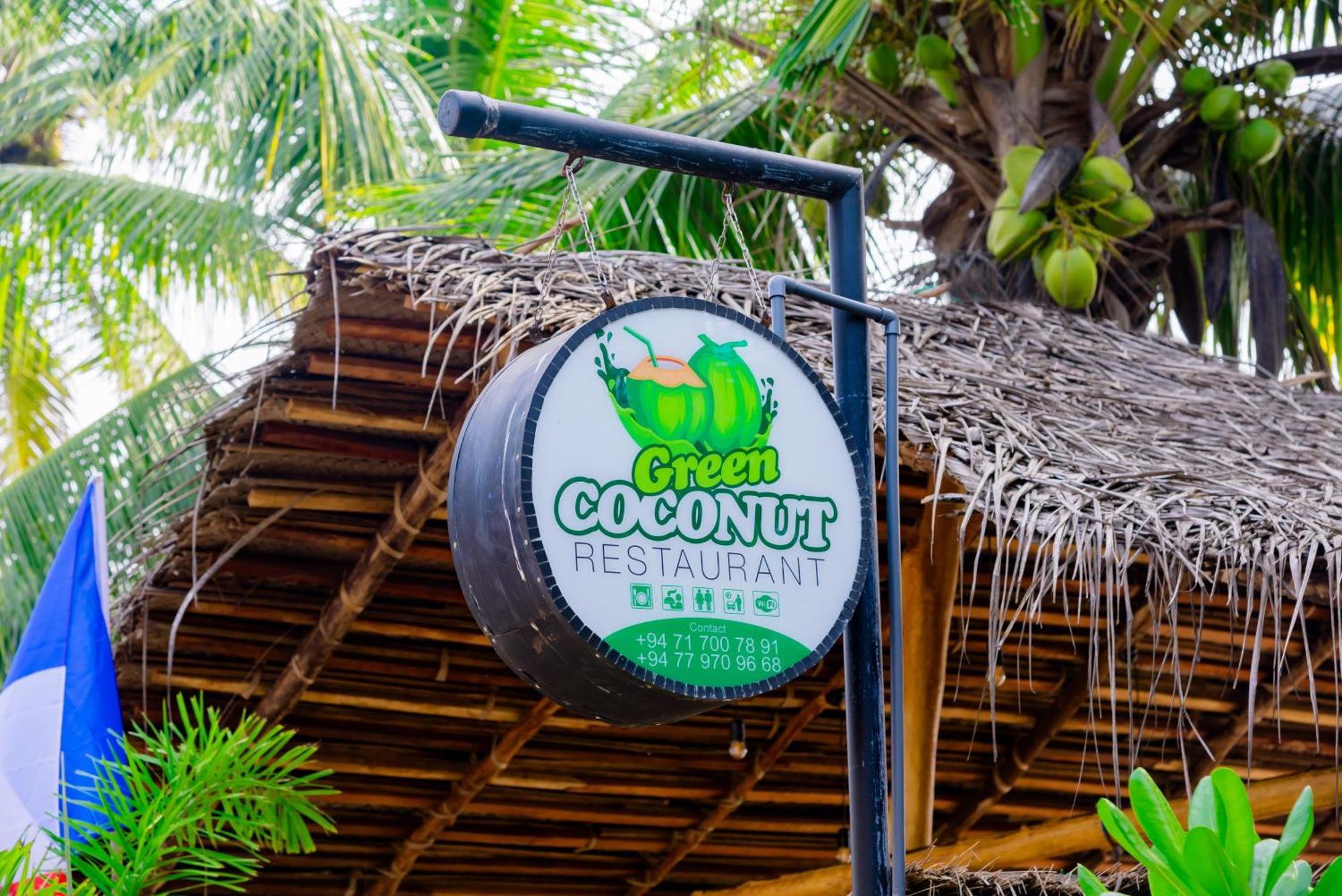 Golden Surfer Beach Hotel Tangalle Exterior photo